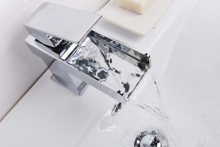 14-consejos-para-mantener-tus-grifos-y-duchas-en-perfecto-estado mantener tus grifos y duchas