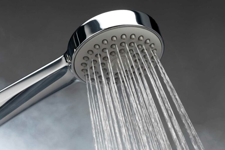 25-como-solucionar-problemas-de-baja-presion-de-agua-en-la-ducha baja presión de agua en la ducha