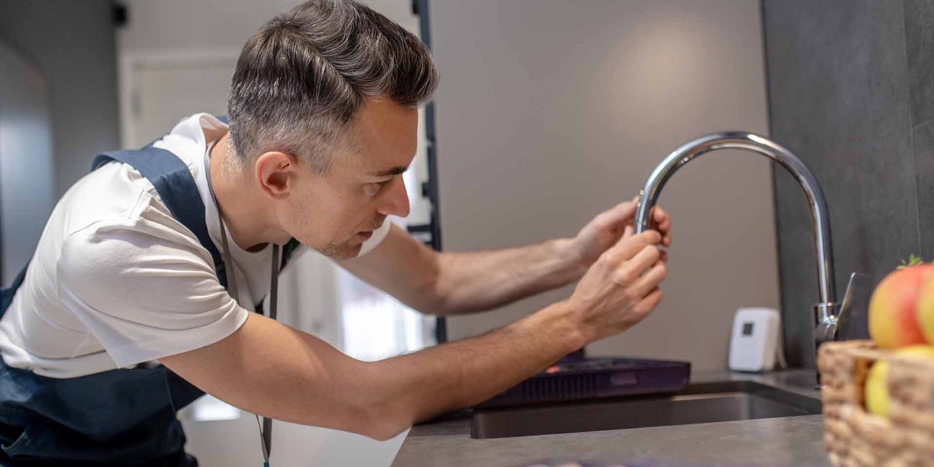 39-reparacion-de-fugas-de-agua-en-el-hogar reparacion de fugas de agua en el hogar