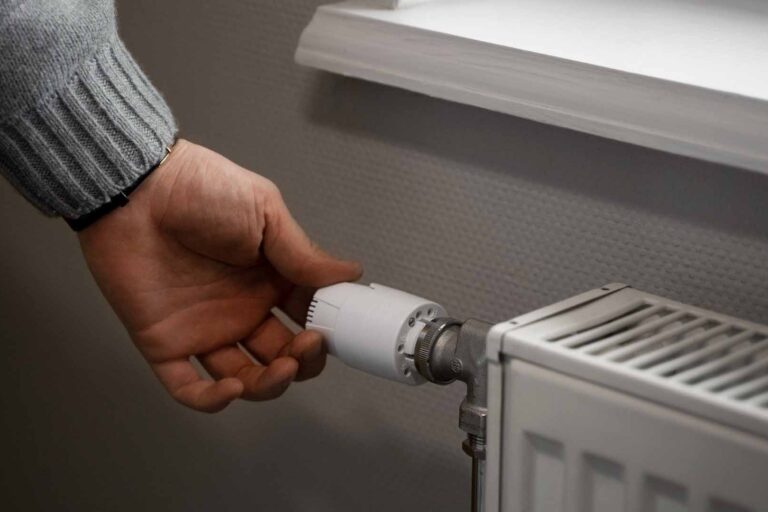 44-radiadores-de-baja-temperatura-tecnologia-eficiente-para-un-hogar-mas-sostenible Radiadores de baja temperatura